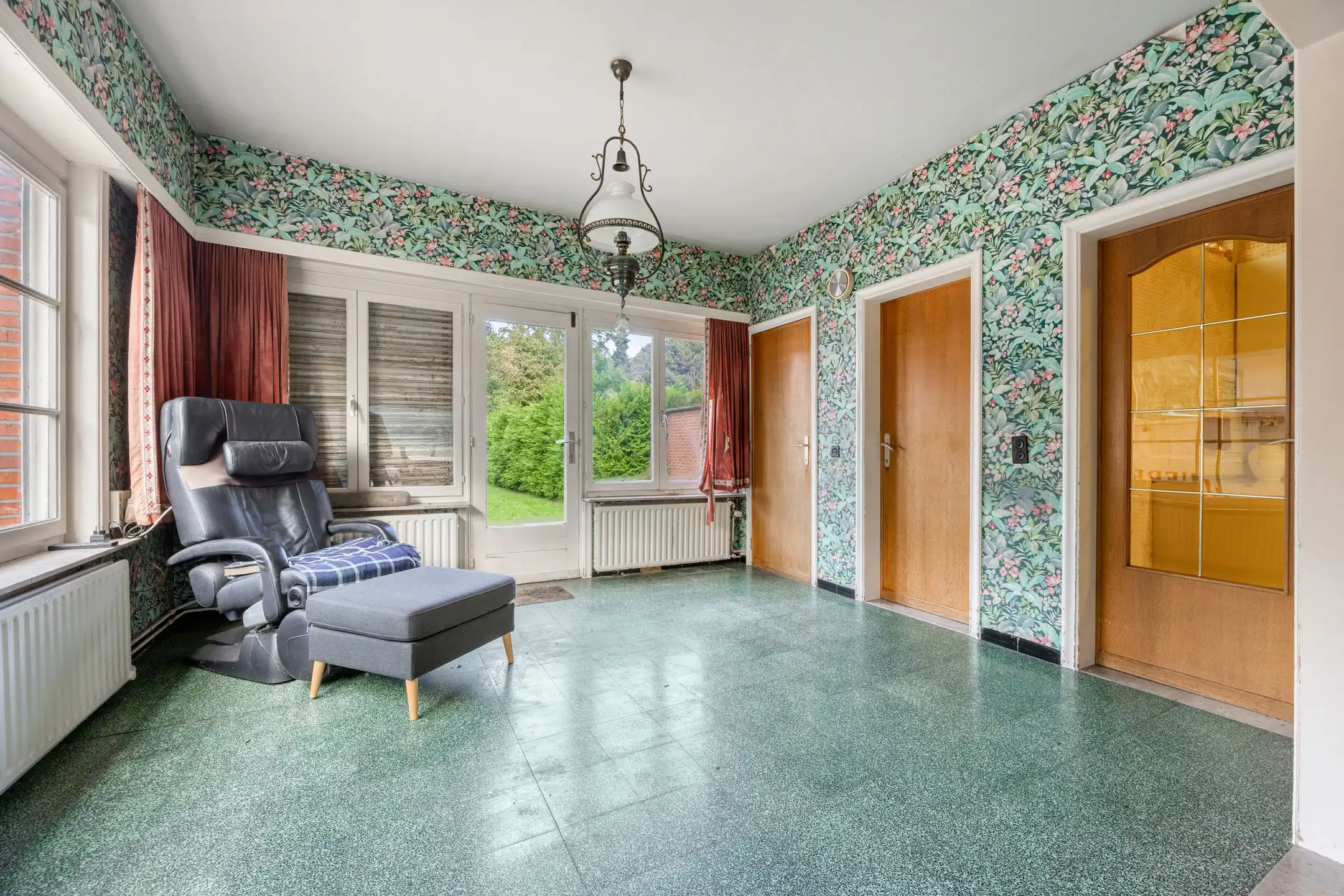 Halfopen woning met renovatiepotentieel te 's-Gravenwezel foto 15