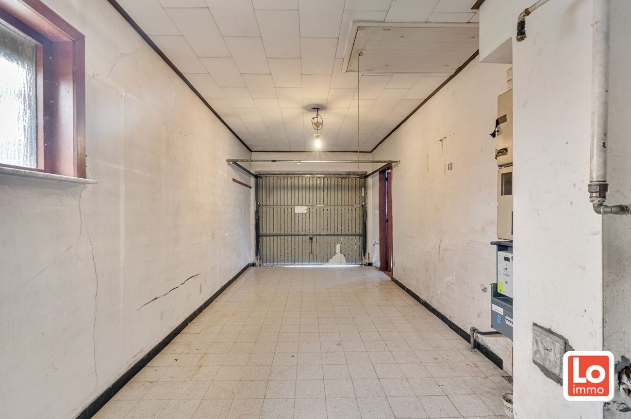 Degelijke open gelijkvloerse bebouwing met inpandige garage op een toplocatie in Lochristi! foto 17