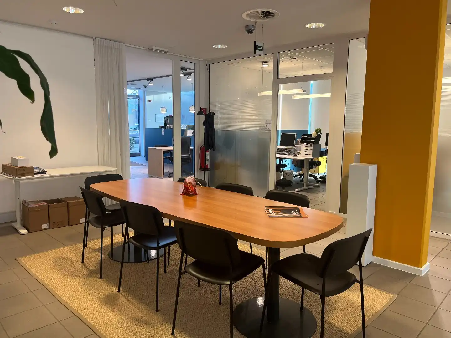 Ruim goed gelegen handelspand centrum Lommel foto 7