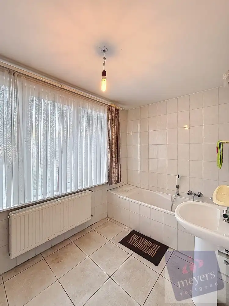 Gezellig gelijkvloers appartement met autostaanplaats in het centrum van Hasselt foto 9