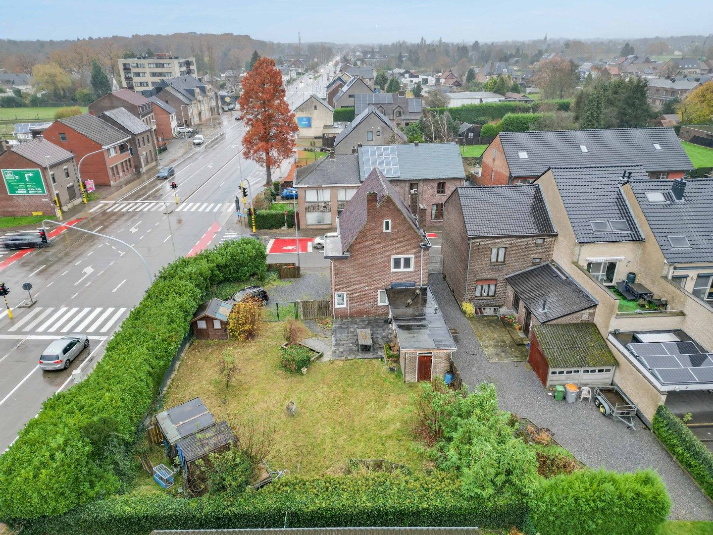 IN OPTIE ! OP TE FRISSEN WONING MET 3 SLPKS + UITBREIDINGSMOGELIJKHEDEN TE NEERHAREN !  foto 4