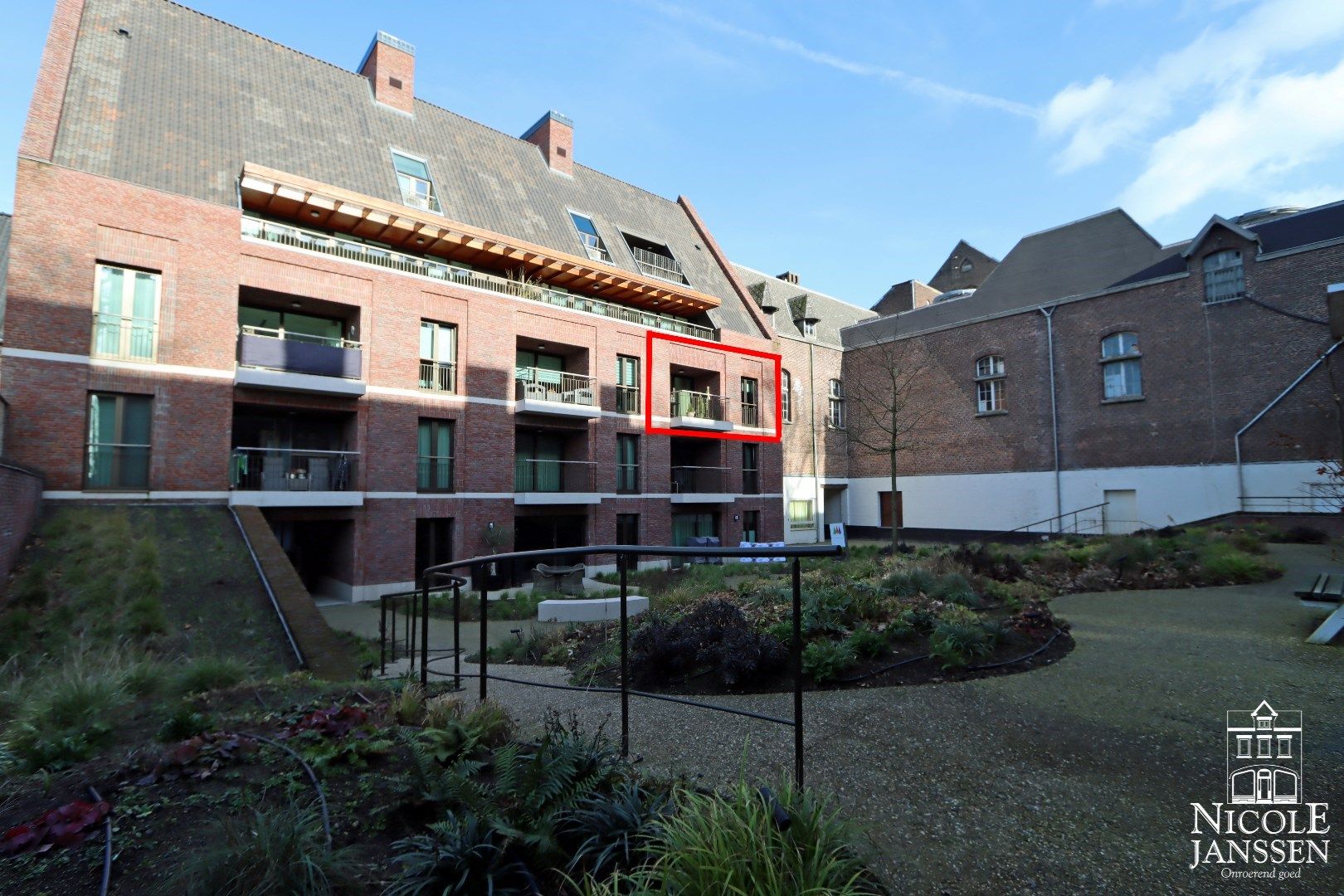 Instapklaar nieuwbouw appartement met twee slaapkamers en mooi terras foto 2