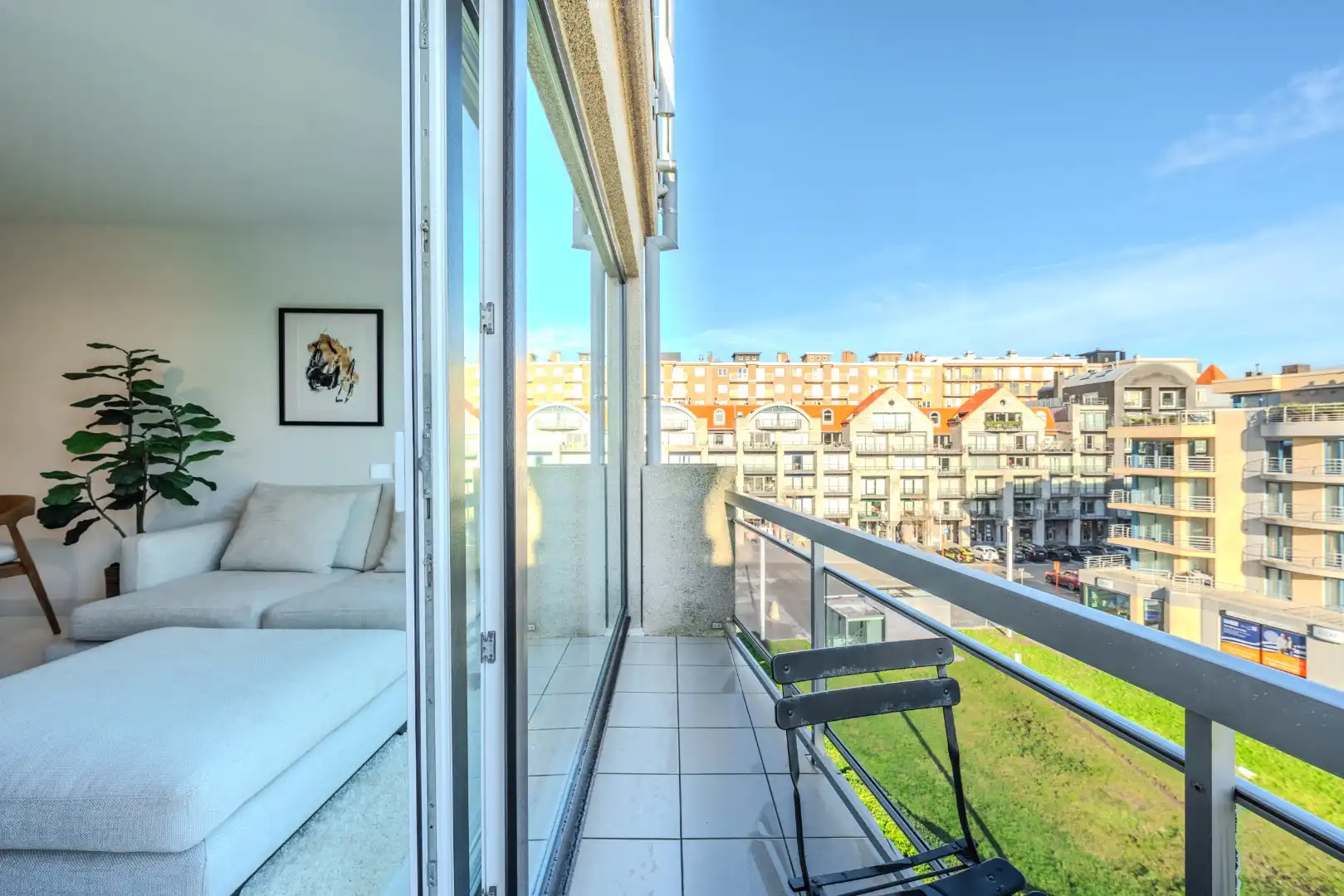 Goed gelegen en gerennoveerd studio te Nieuwpoort-bad! foto 13