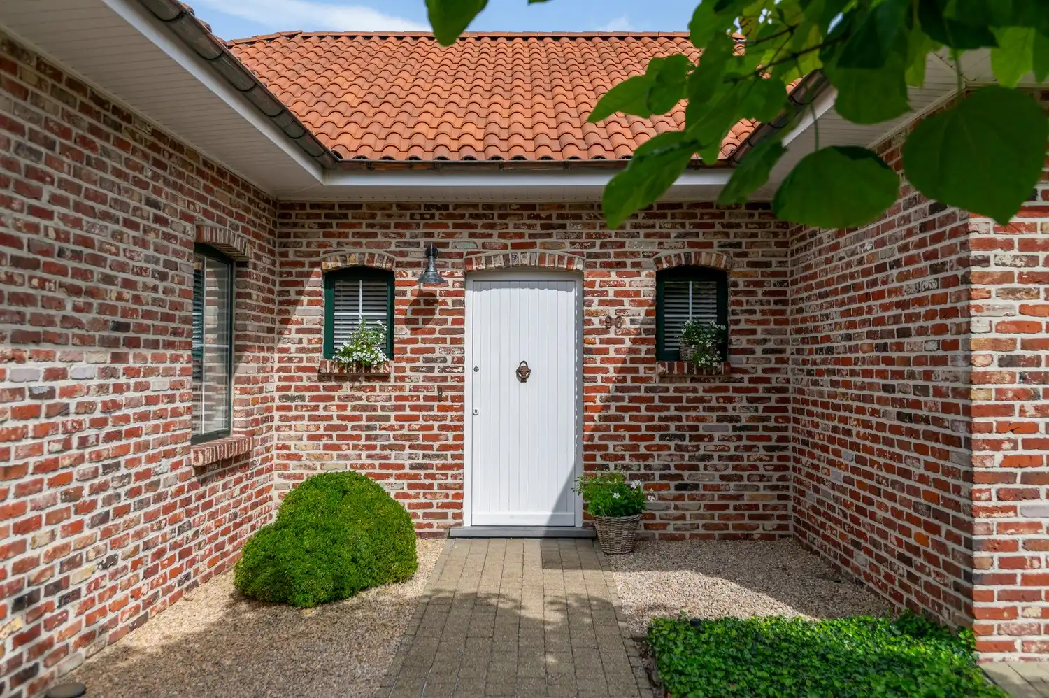 Instapklare laagbouwwoning met 3 slaapkamers & idyllische tuin te Lier foto 25
