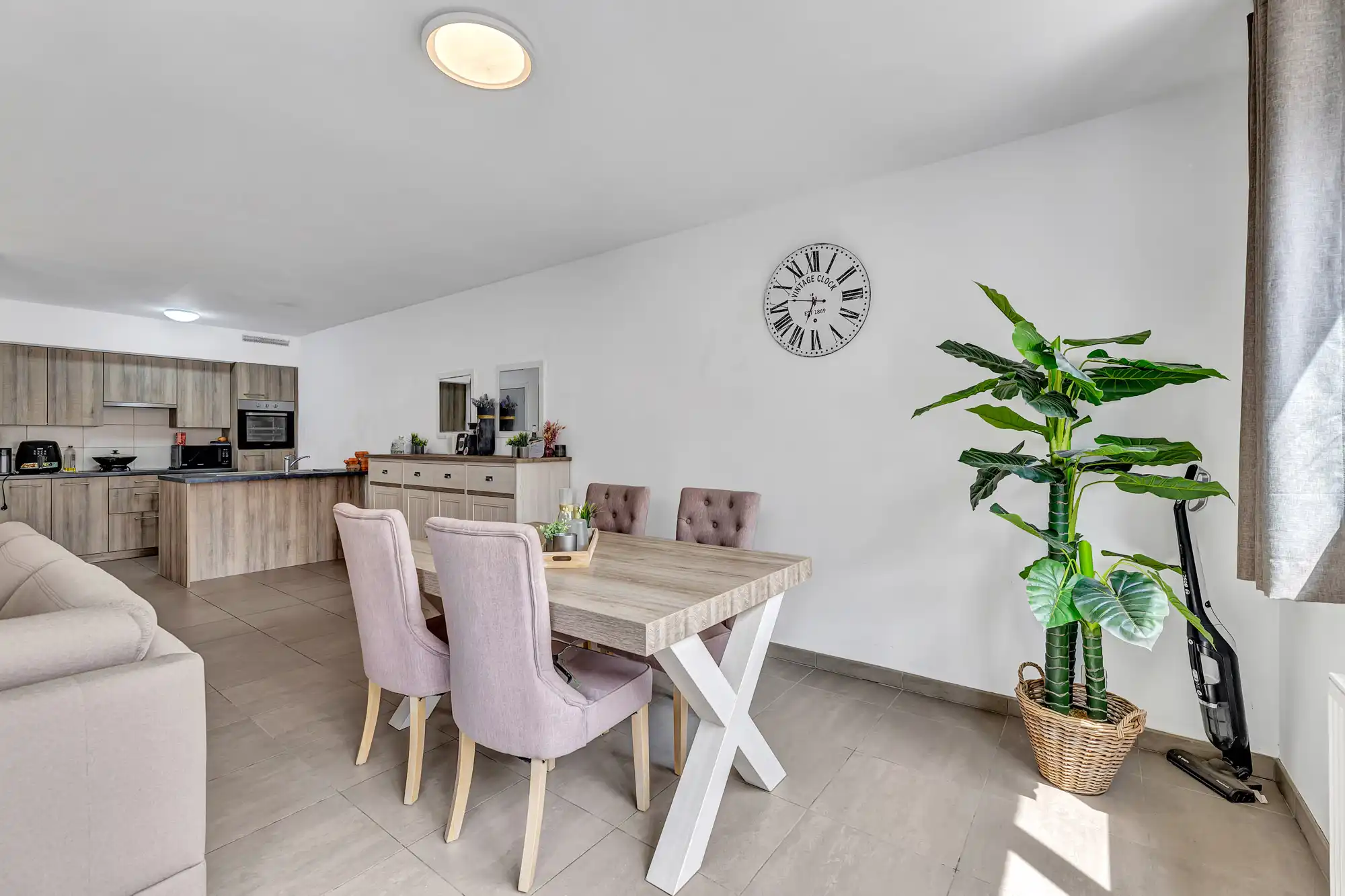 2-slaapkamer app met staanplaats in hartje Ninove foto 4