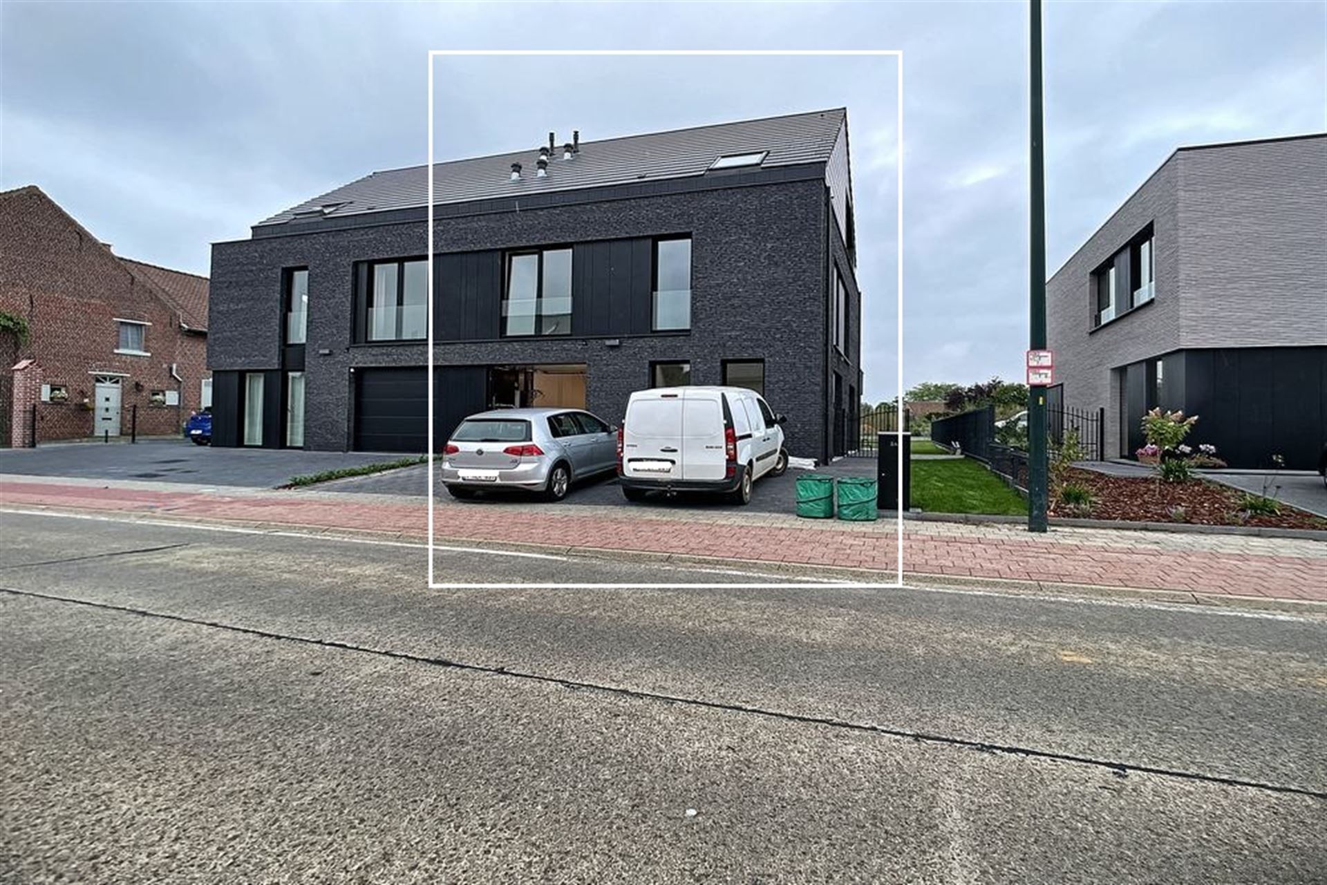 Moderne villa met 5 slaapkamers foto 2