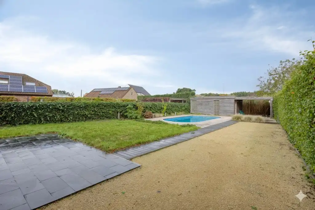 Vrijstaande woning met 4 slaapkamers te koop in Geel foto 5