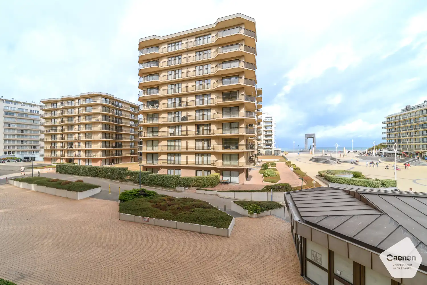 Instapklaar hoekappartement met drie slaapkamers en zonnig terras nabij zee foto 22