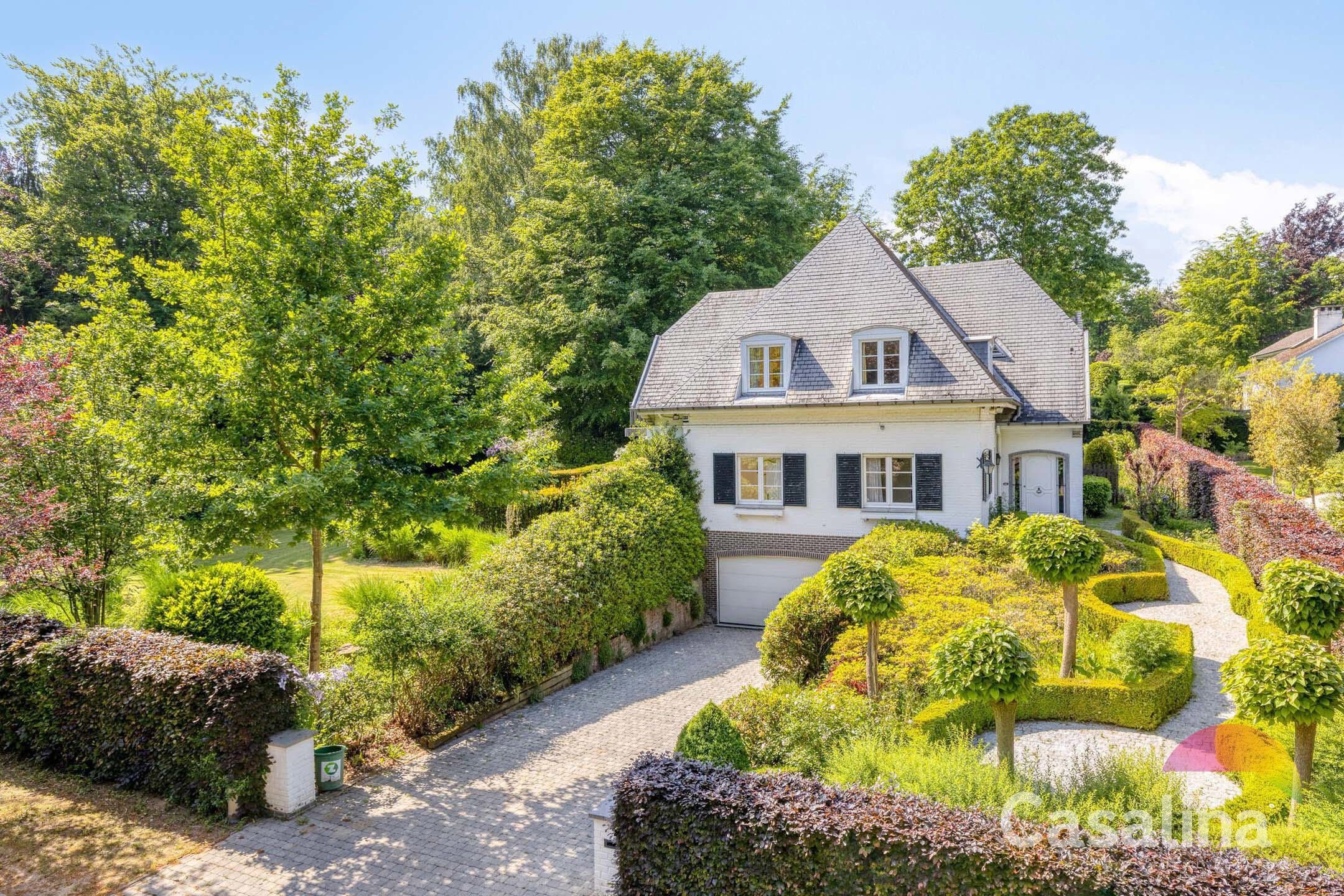 Wijk Baron Albert d'Huart–Viergevelvilla met veel potentieel foto 22