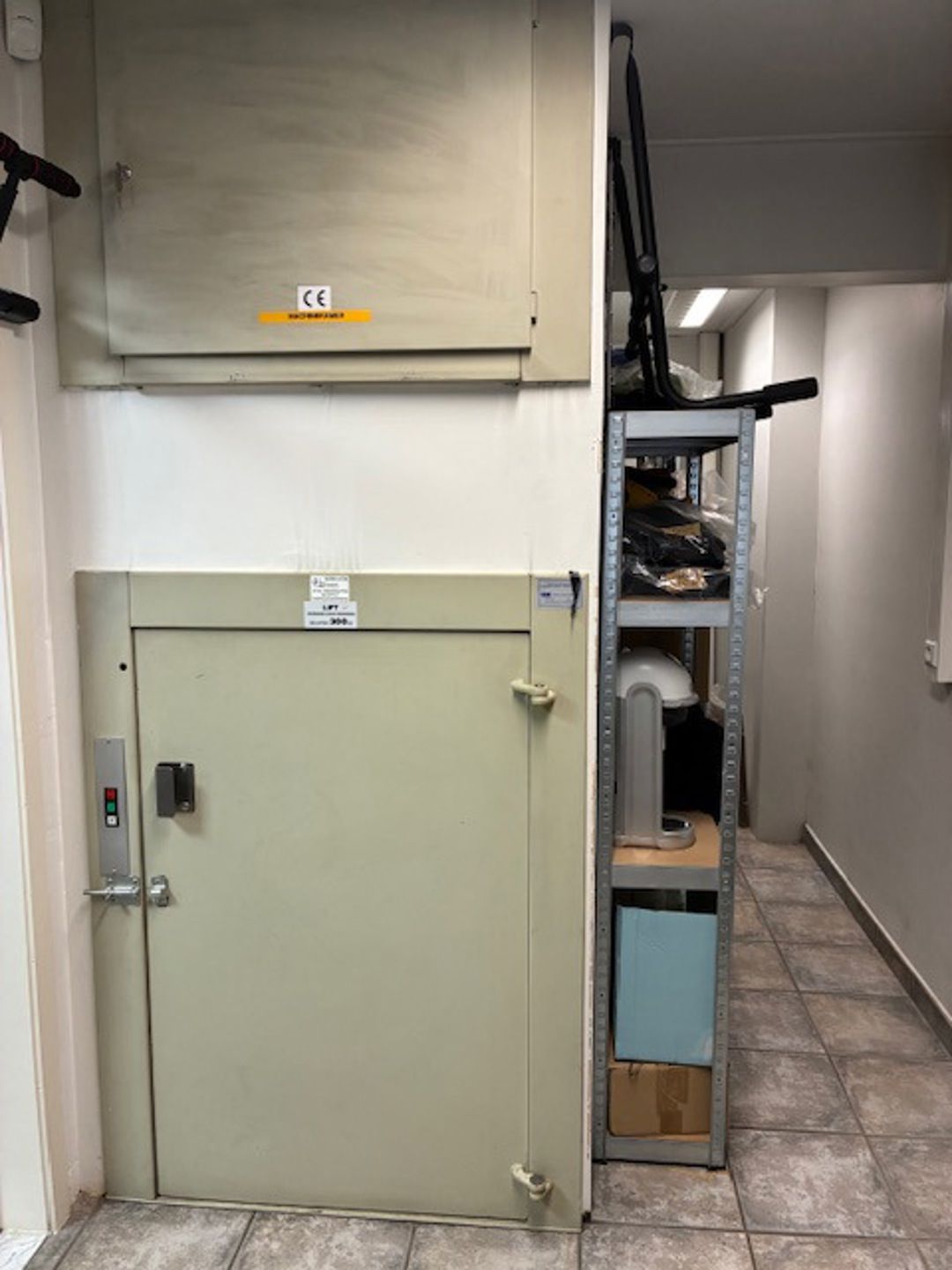 Commerciële ruimte te huur foto 14