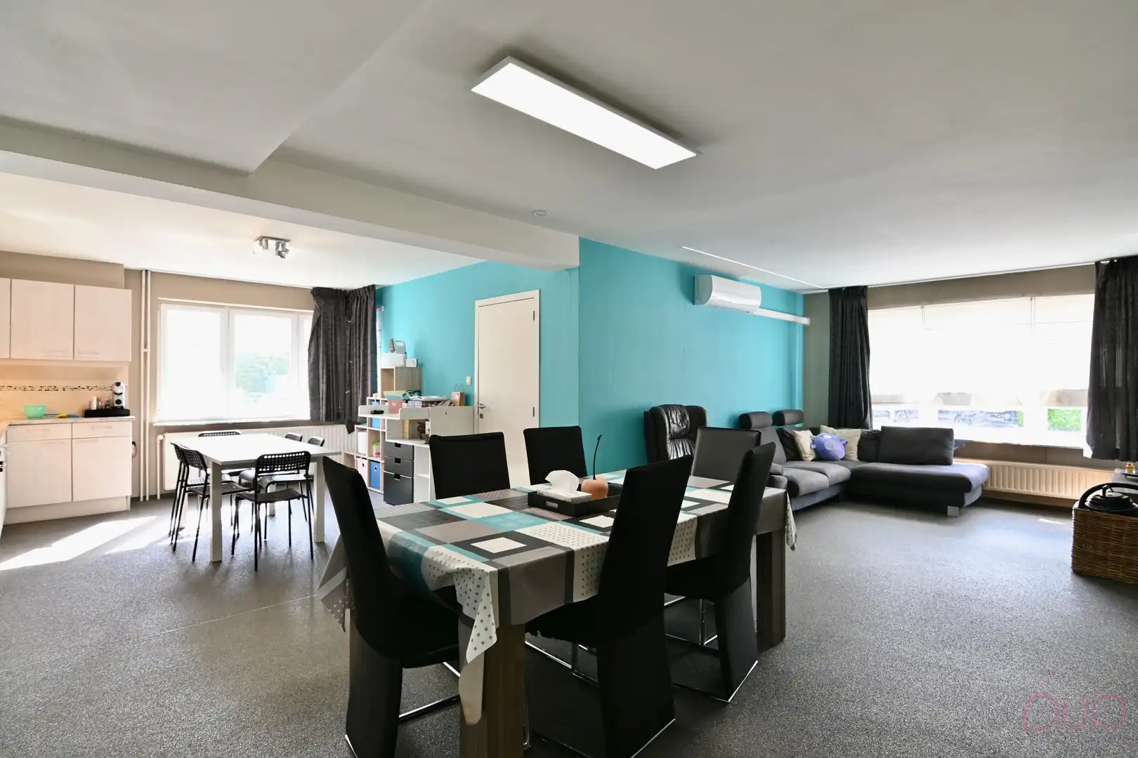Rustig gelegen gezinswoning met vier slaapkamers en dubbele garage foto 4