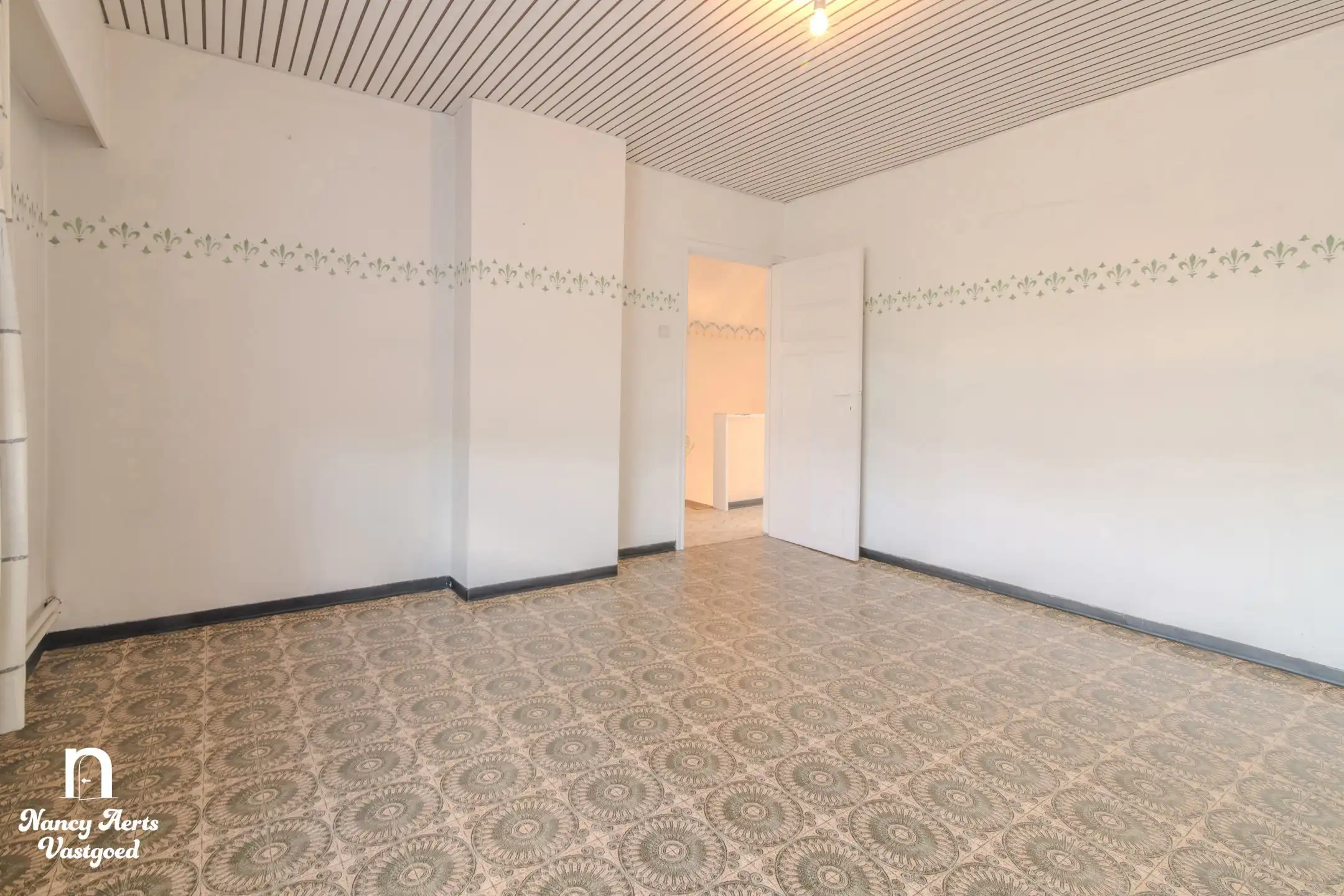 Charmante gezinswoning met mogelijkheden op royaal perceel foto 21