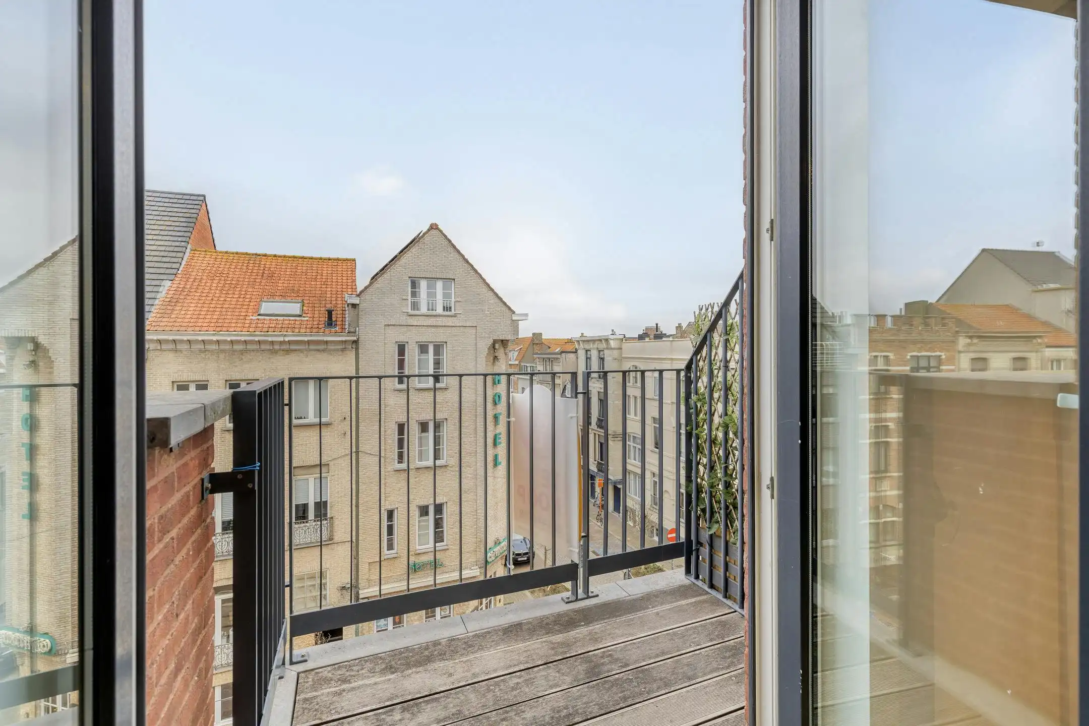 Lichtrijk duplex appartement te koop in centrum blankenberge foto 10