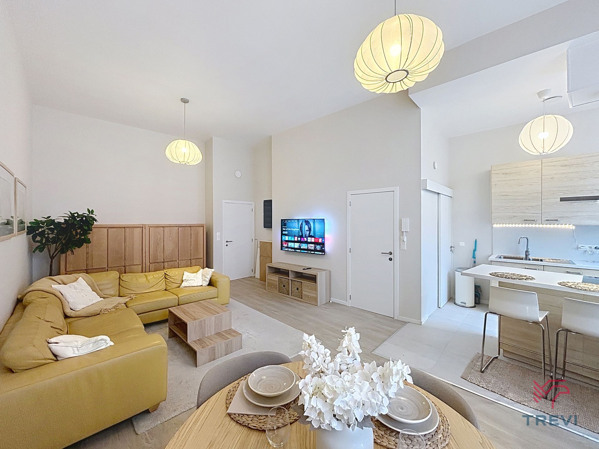 Prachtig gemeubileerd 3-slaapkamer appartement van 125m². foto 3