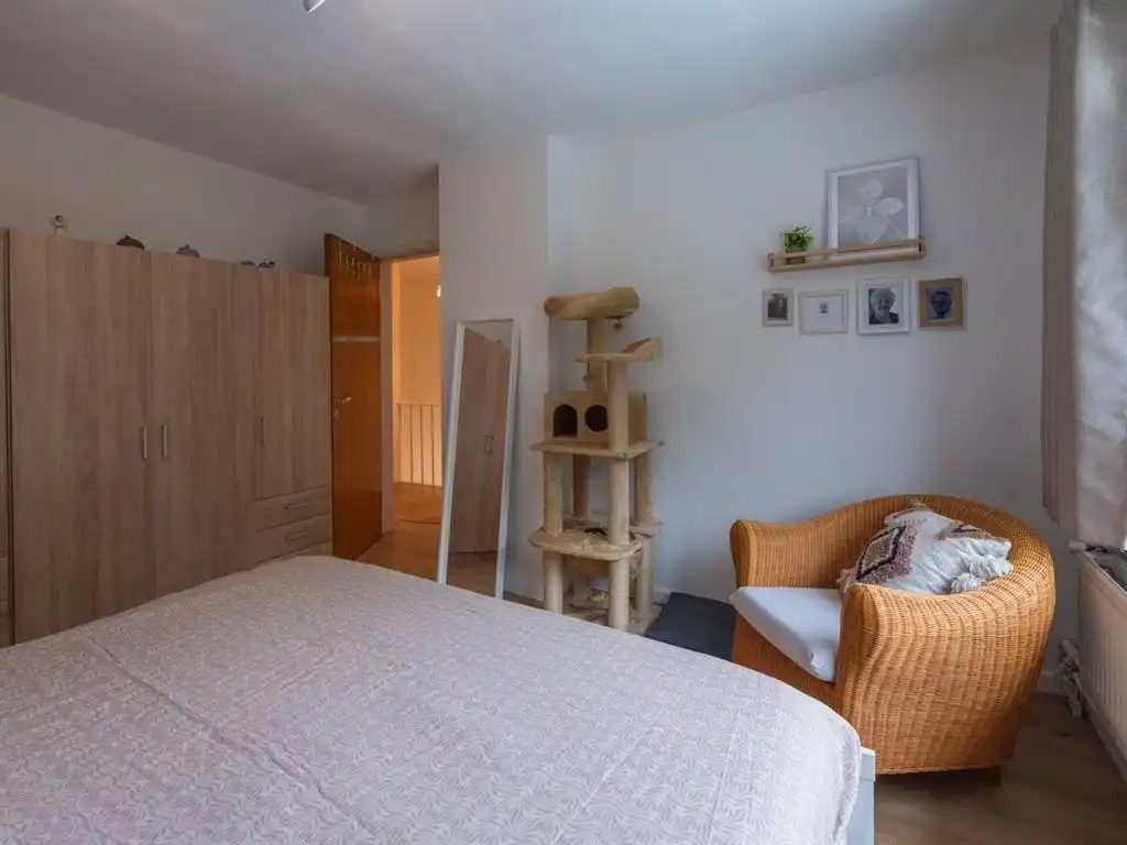 Instapklare, half-vrijstaande woning met inpandige garage foto 25