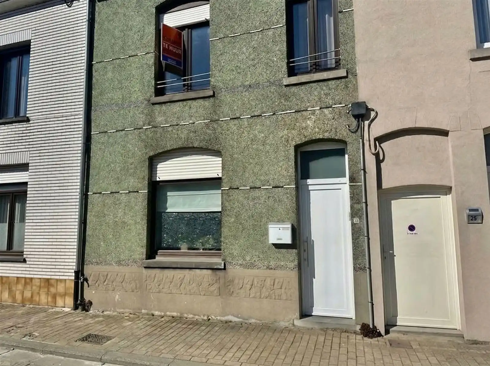 Gezellige woning met 2 slaapkamers te huur in Kruisem  foto {{pictureIndex}}
