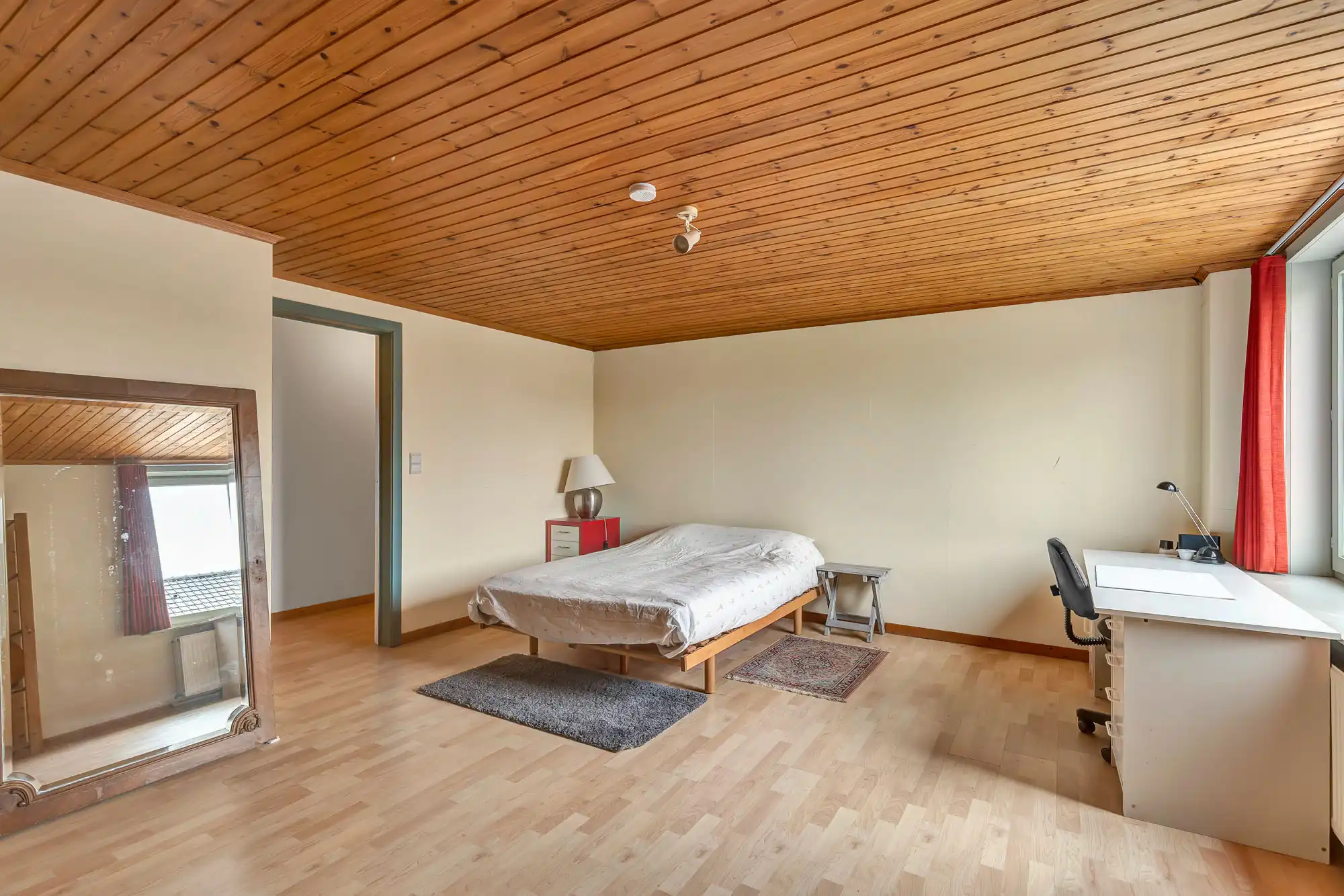 Ruime instapklare woning in Machelen aan de Leie foto 15