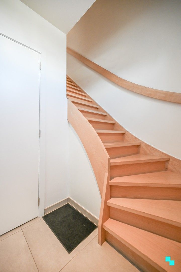 Instapklare woning op gegeerde verkaveling te Izegem foto 14
