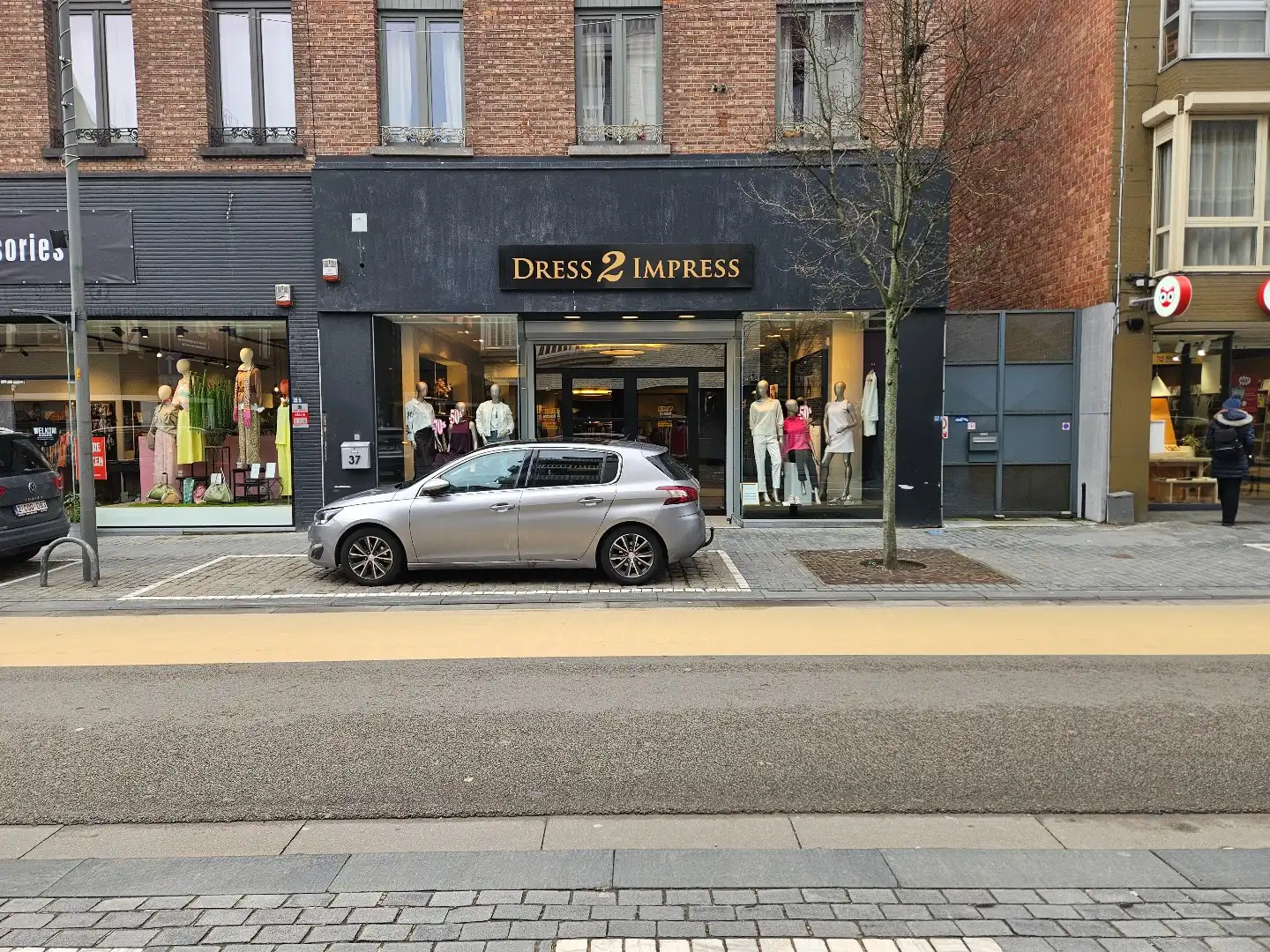 Commerciële ruimte te huur Statiestraat 37 - - 2400 Mol