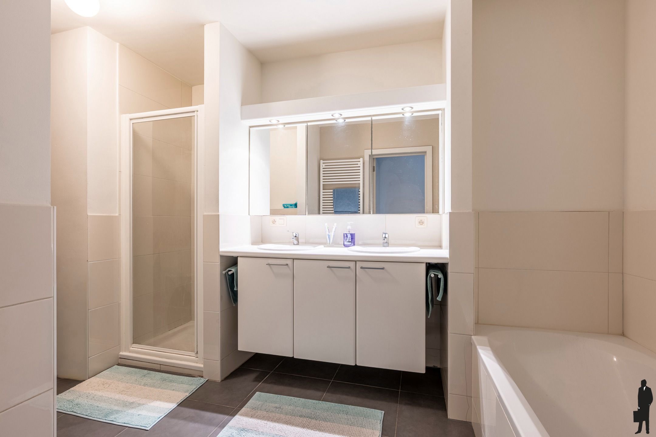 Instapklaar 3 slpk-appartement met garagebox in Turnhout foto 7