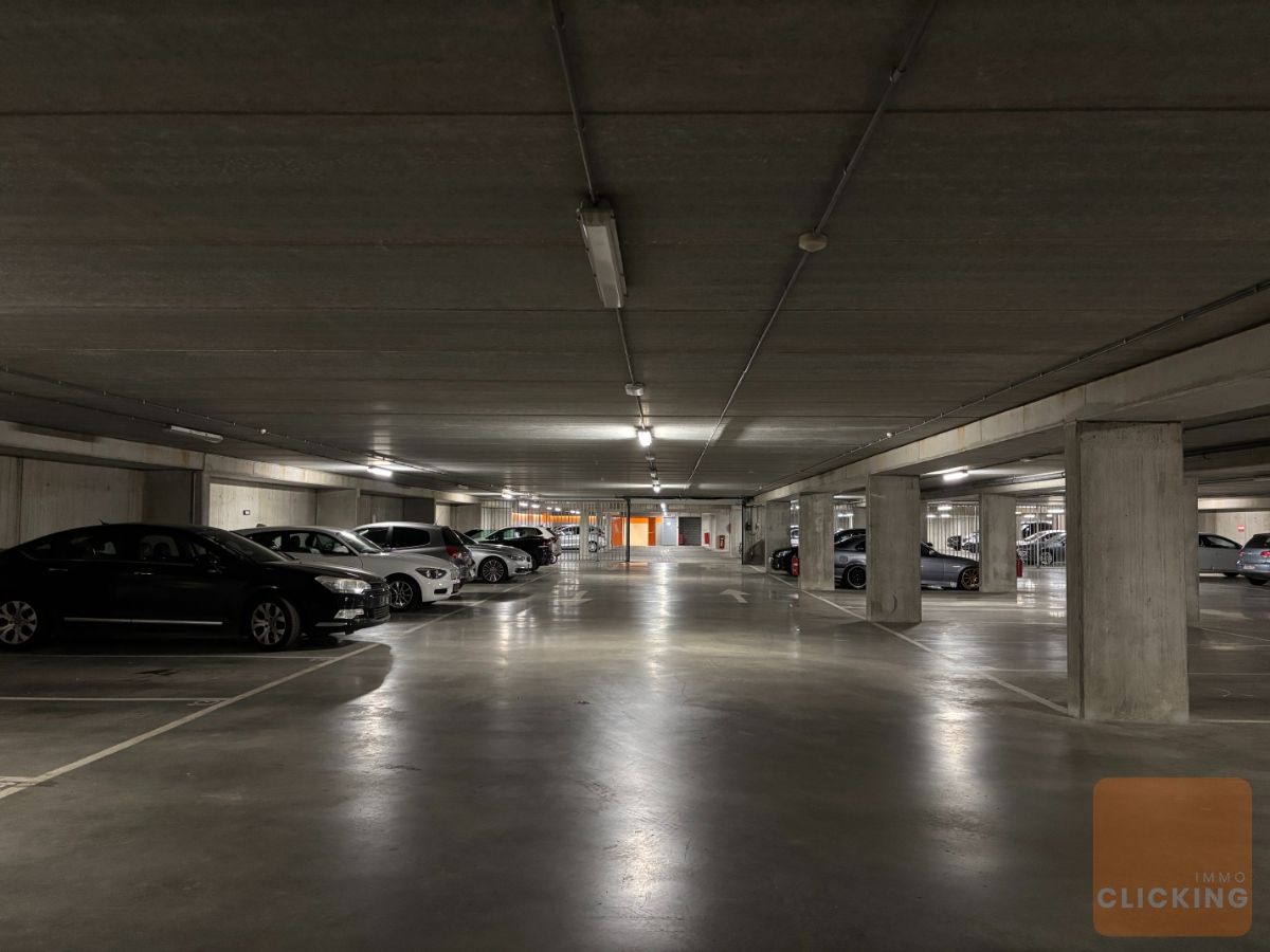 1 SLAAPKAMER appartement met terras en staanplaats in garage foto 16