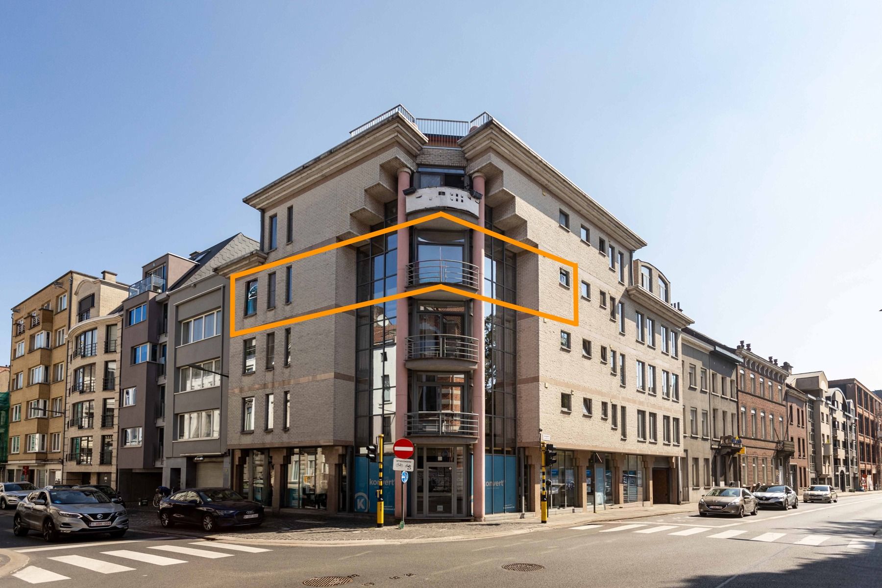 Ruim appartement in het stadscentrum! foto 2