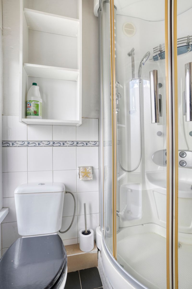 Instapklare woning met tuin en garage ! foto 21