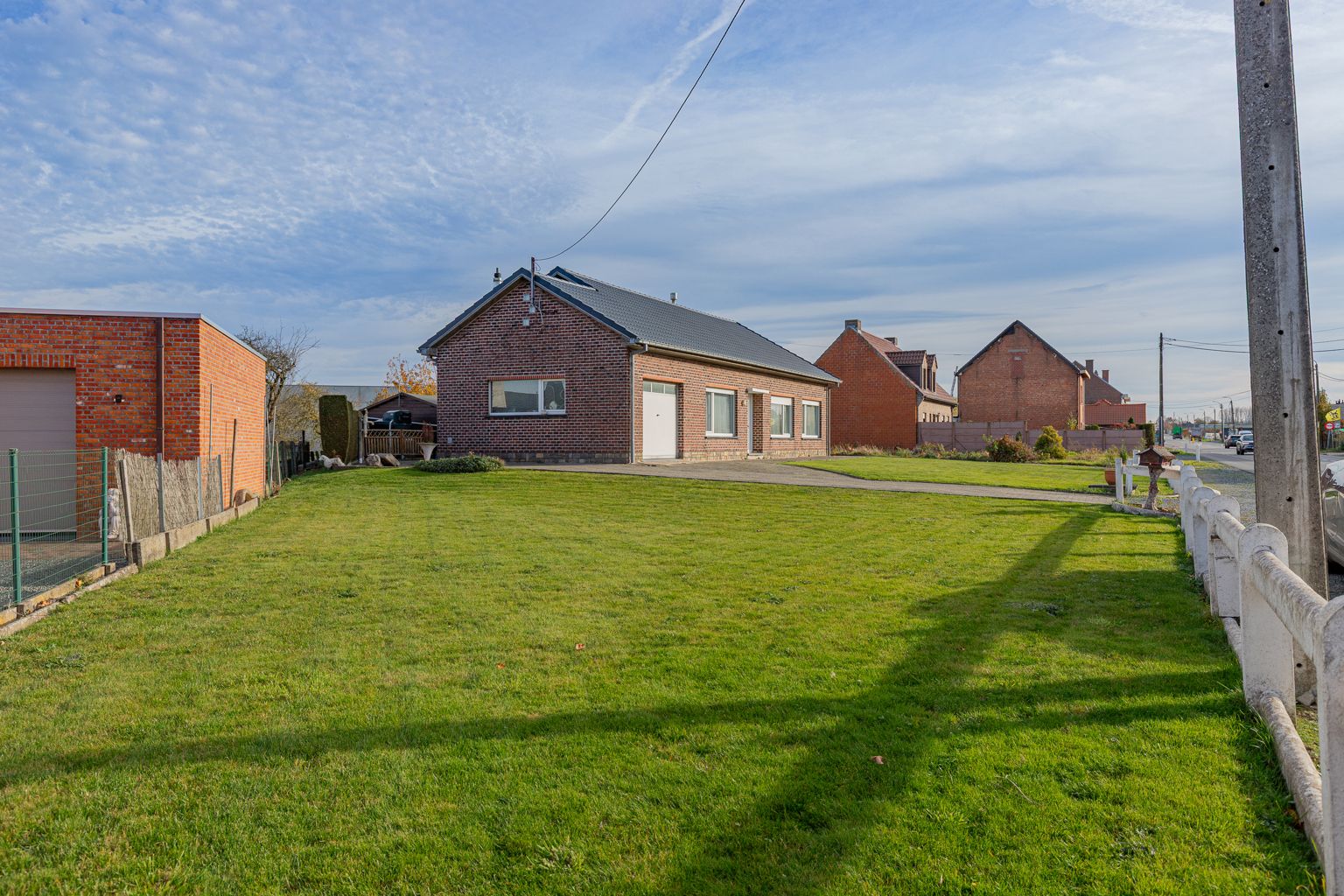 Ruime gezinswoning met 3 slpks! foto 17