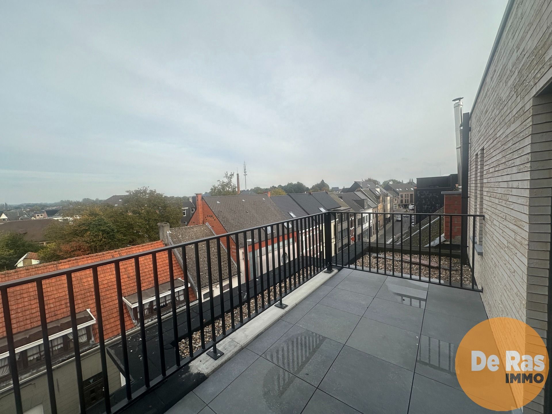 LEDE - nieuwbouwappartement in het hart van Lede foto {{pictureIndex}}