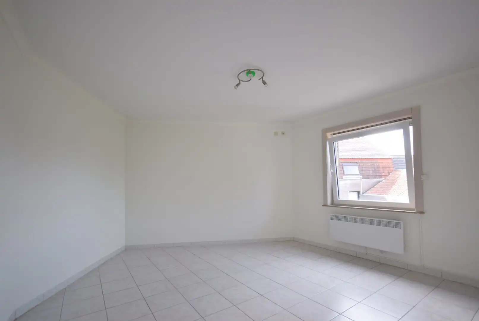 Ruim 3- slaapkamer-appartement te Rumbeke foto 12