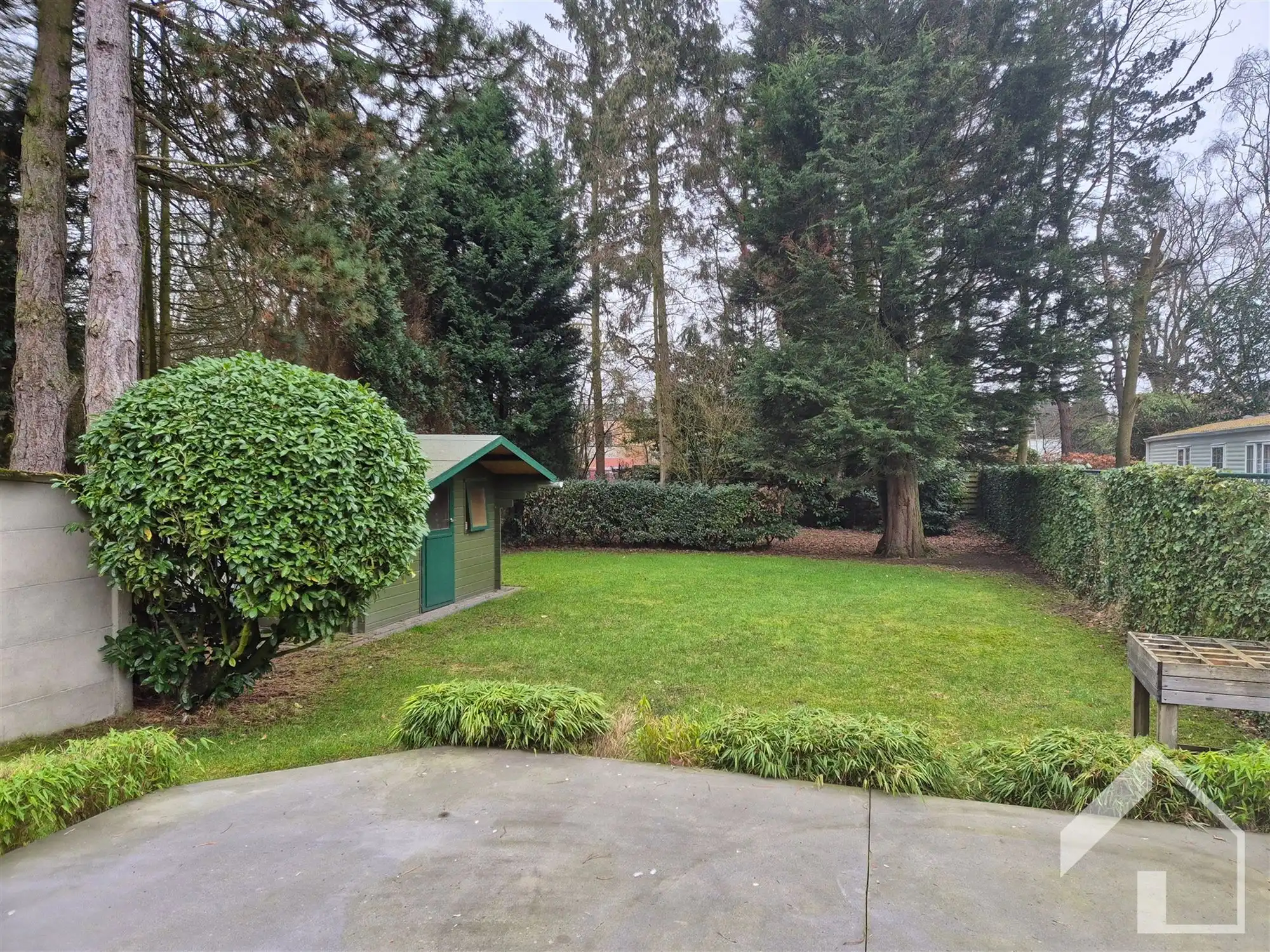 Lichtrijke huurwonig met leuke tuin, terras,oprit en 3 ruime slaapkamers nabij het centrum van Maria-ter-heid (Brasschaat) foto 17
