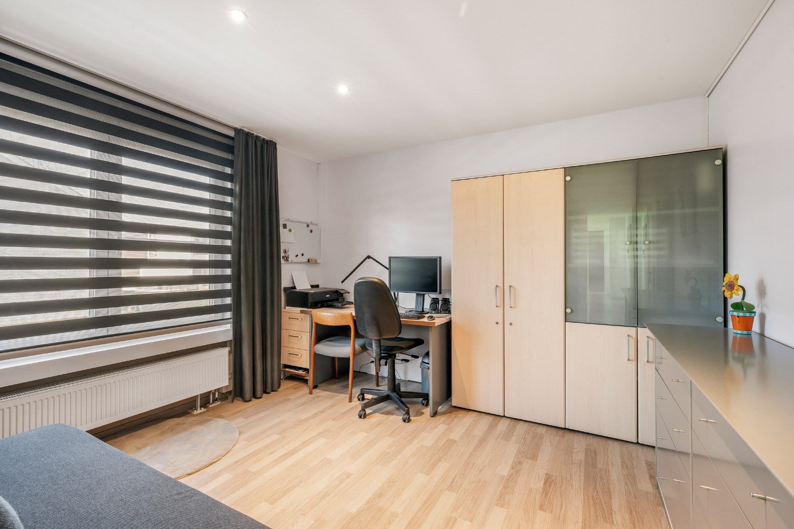 GERENOVEERDE WONING MET 3 SLPKS, TUIN EN RUIME GARAGE (973m²) foto 17