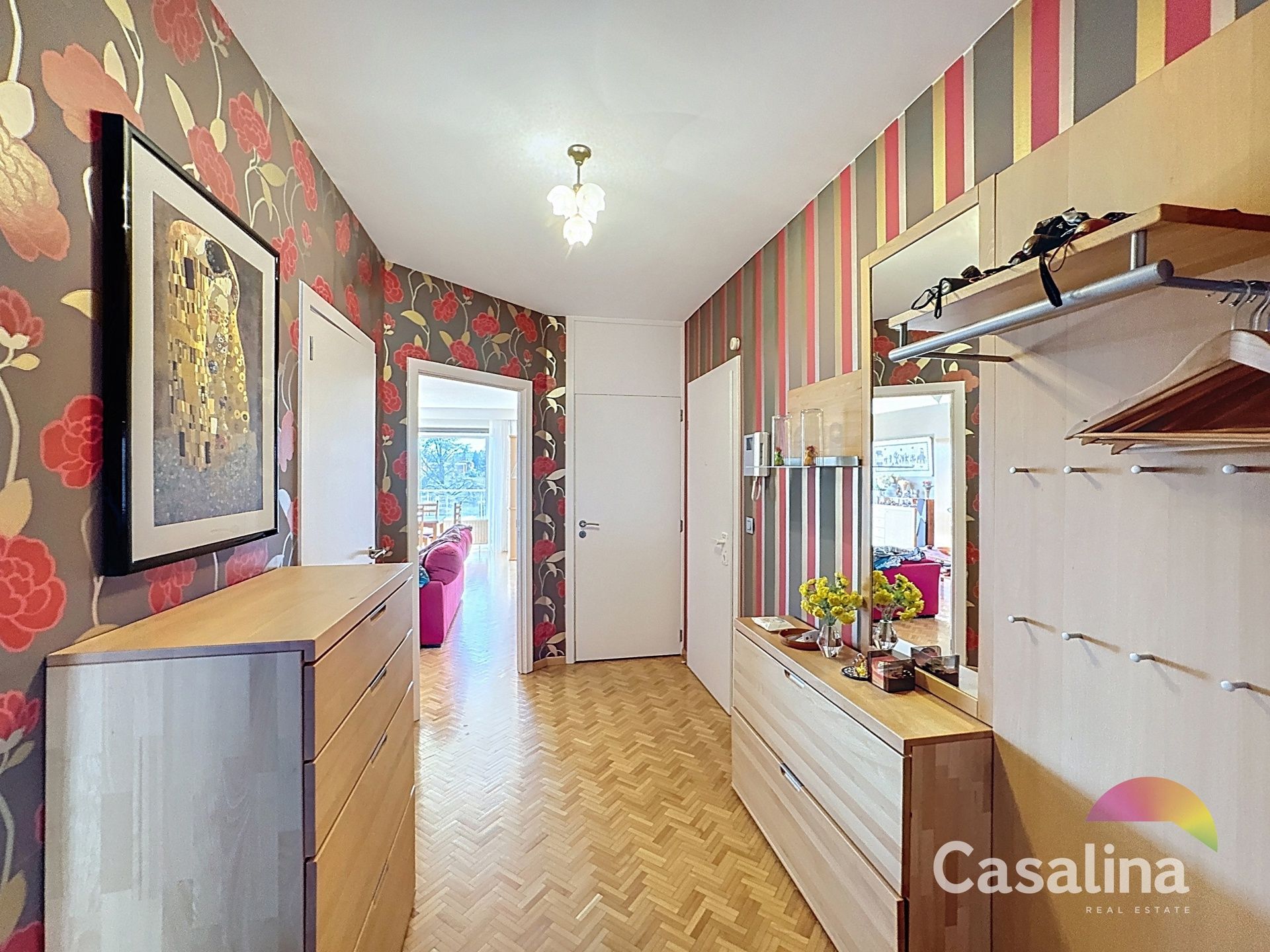 Appartement van 97m² met terras foto 8