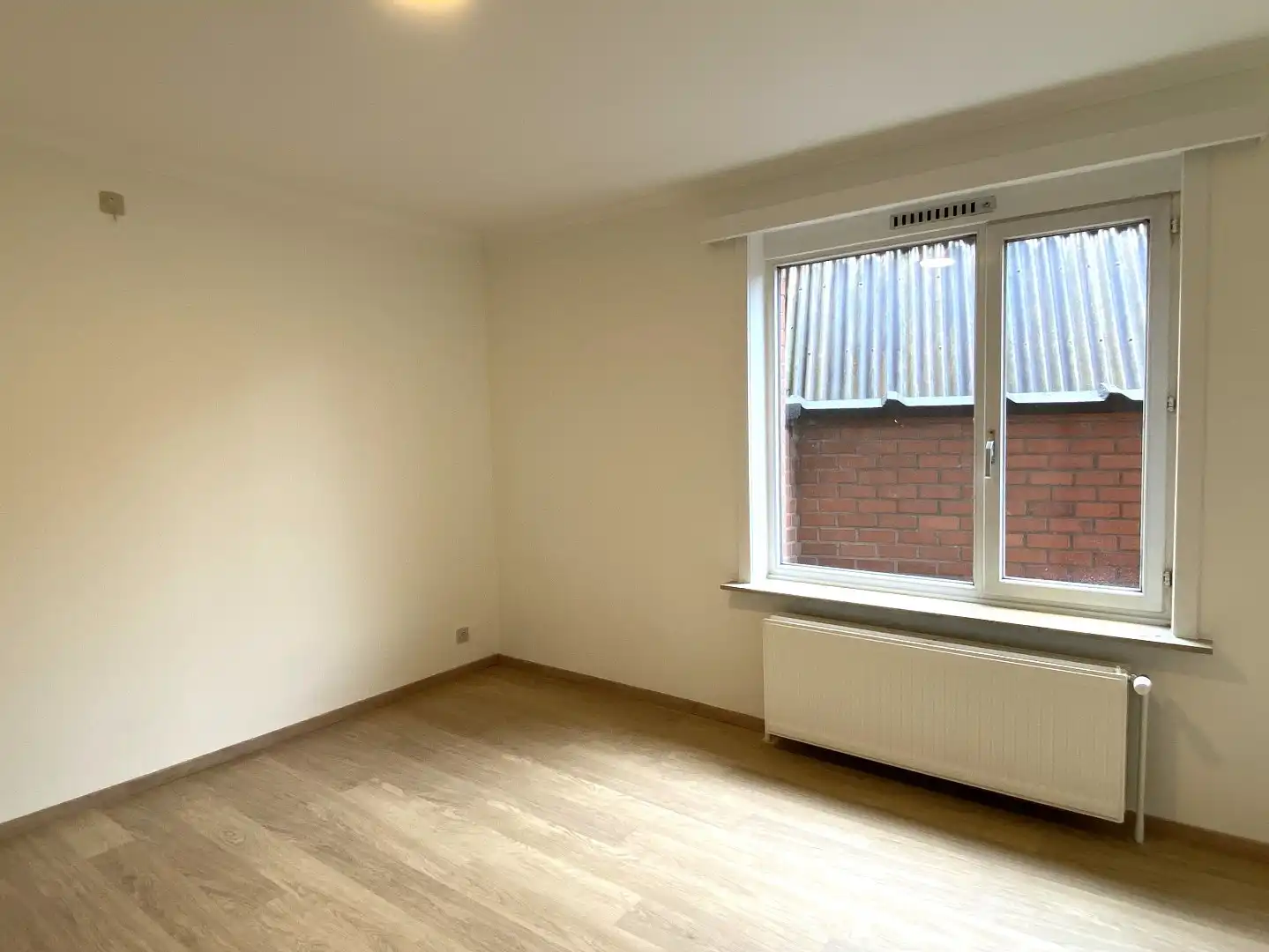 APPARTEMENT MET 2 SLAAPKAMERS | TERRAS EN GARAGE !!! foto 8