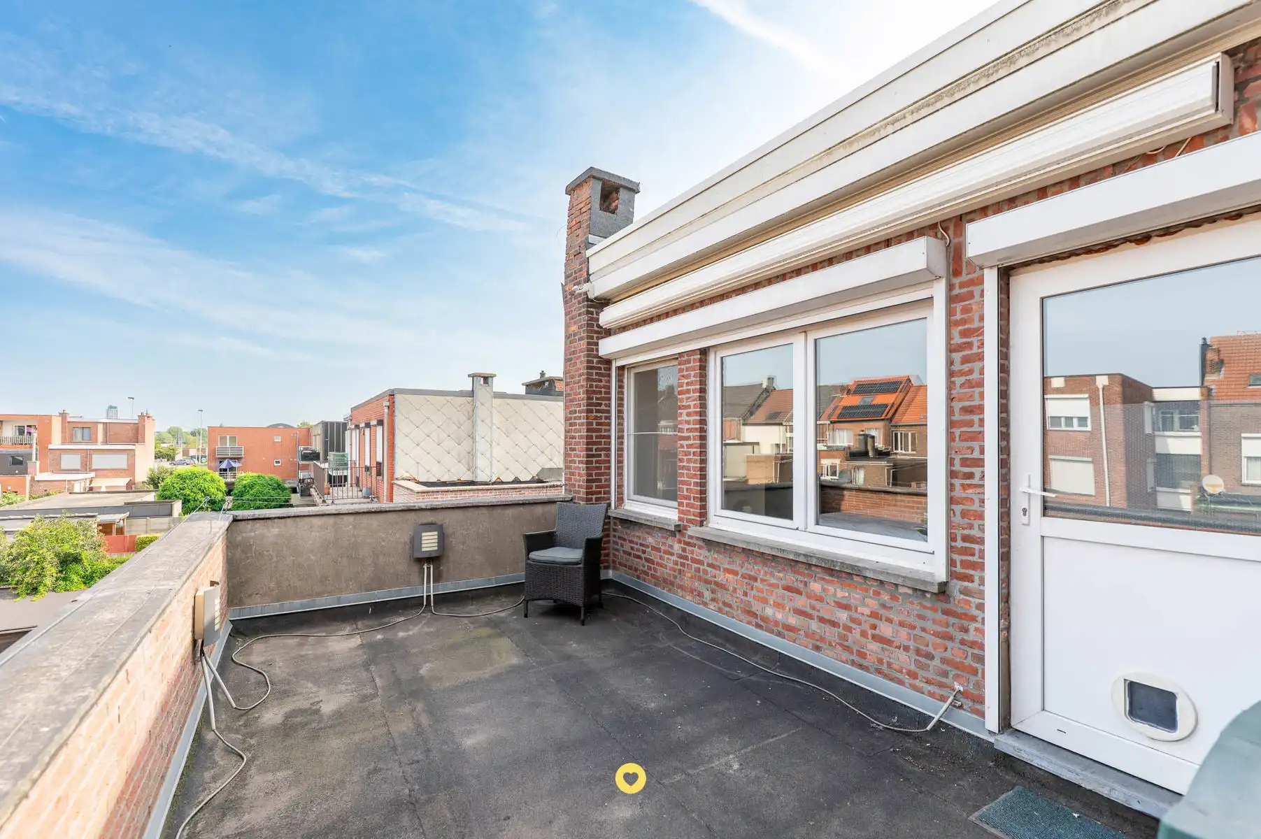 Appartement met 1 slk, westgericht terras en veel potentieel foto 7