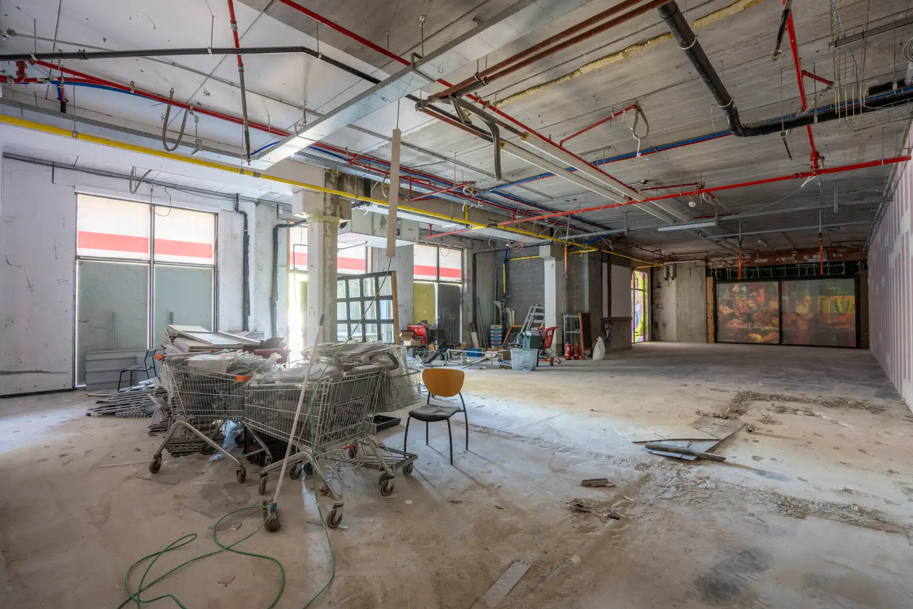 Commerciële toplocatie in Shopping Den Tir foto 4