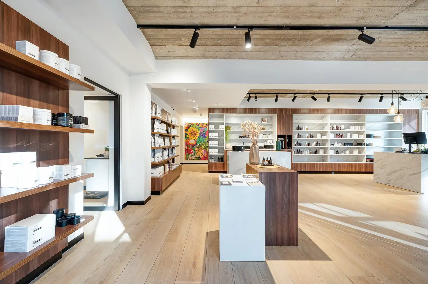 Handelsruimte op toplocatie in Heist - 185 m2 foto 3