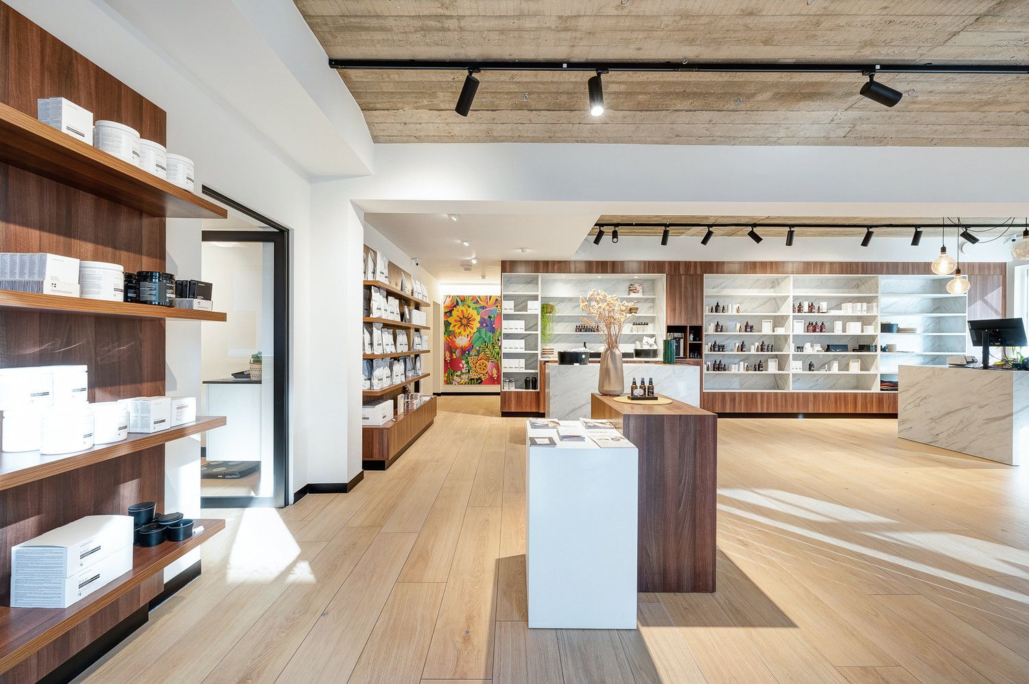 Handelsruimte op toplocatie in Heist - 185 m2 foto 3