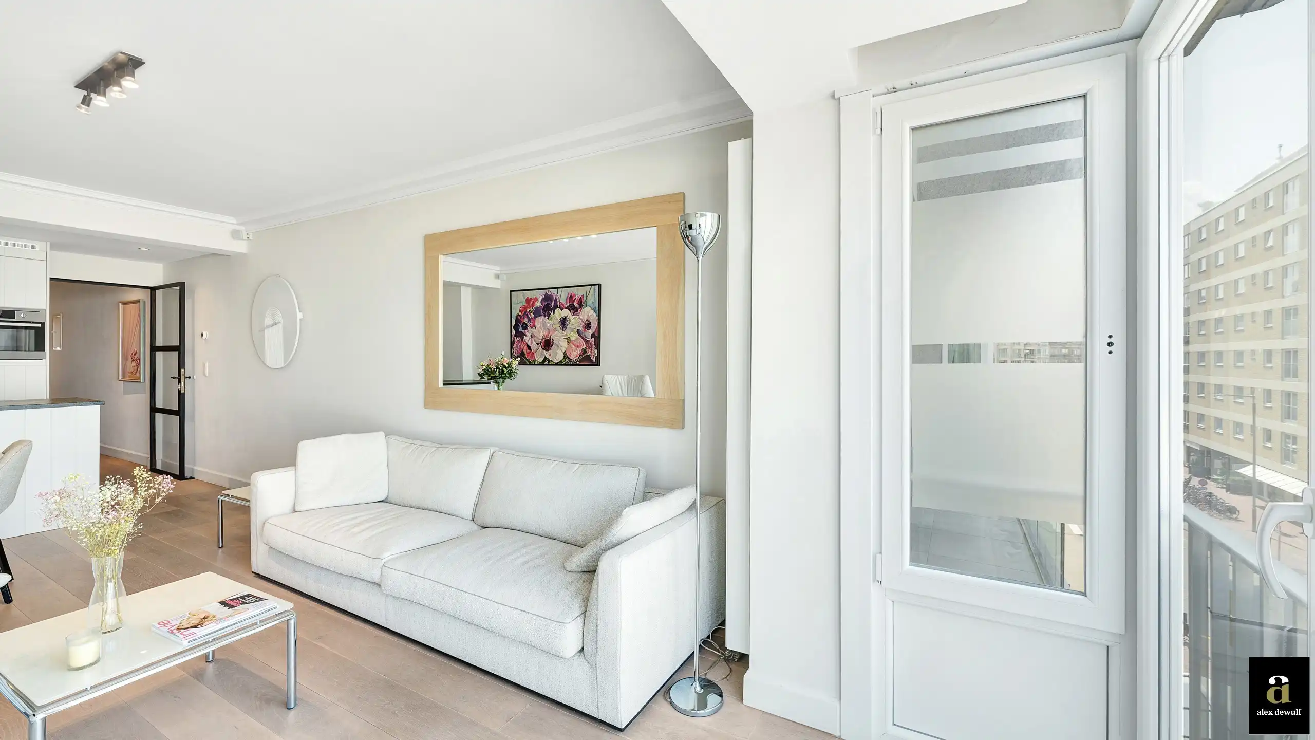 Zonnig appartement met prachtig zeezicht, gelegen aan het Rubensplein. foto 3