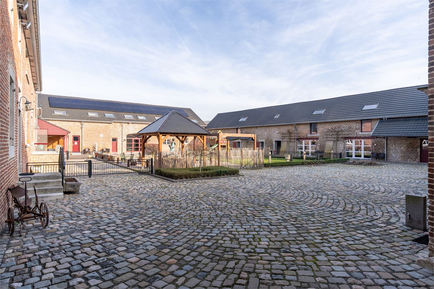 Prachtig gerenoveerde vierkantshoeve (B&B) met wellness te Heers foto 27
