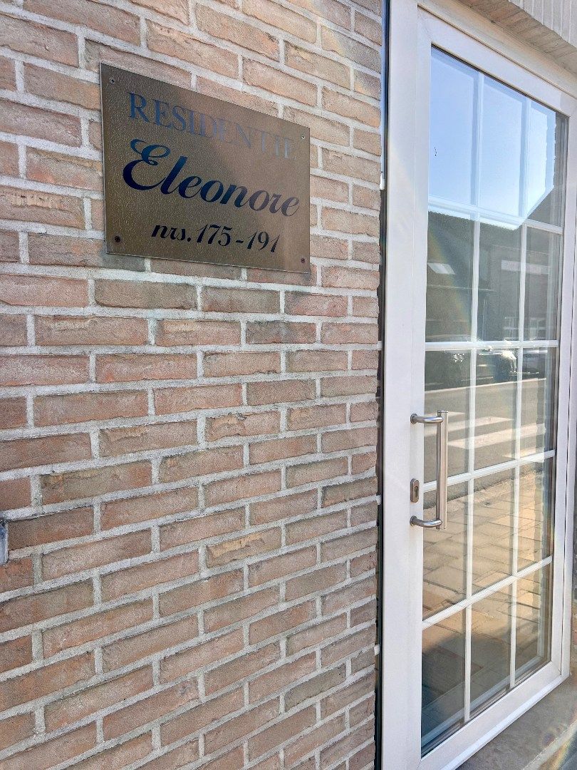 2 slpk appartement met terras en garage foto 2