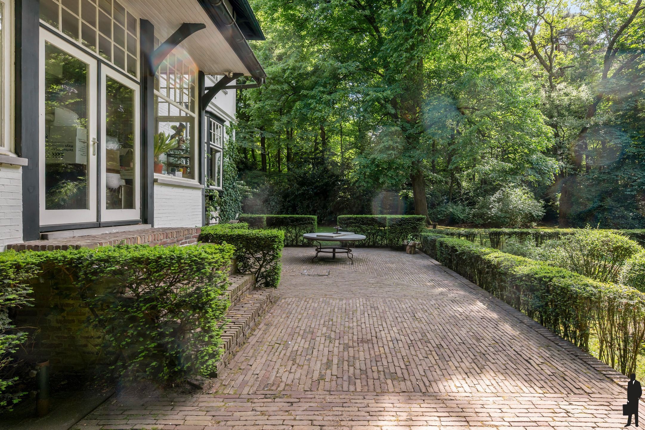 Uiterst charmante villa op een rustige en groene locatie met volledige privacy! foto 33