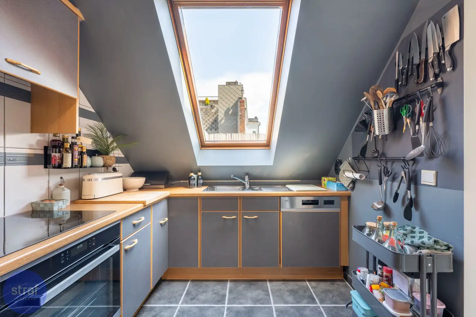 Penthouse met terras en zicht op de kathedraal in hartje Antwerpen foto 8