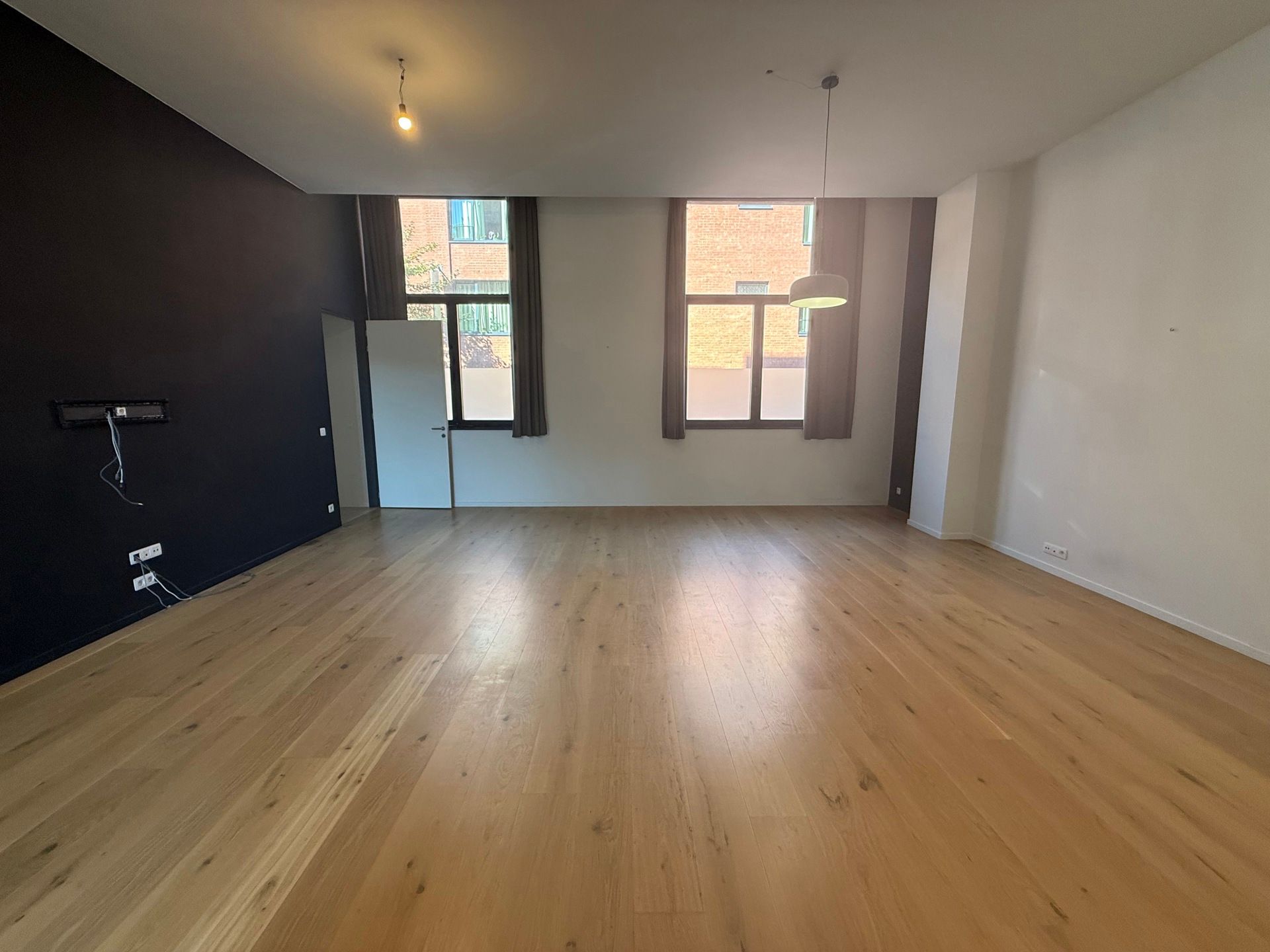 AALST - CENTRUM - Lichtrijk gelijkvloers appartement met staanplaats foto 2