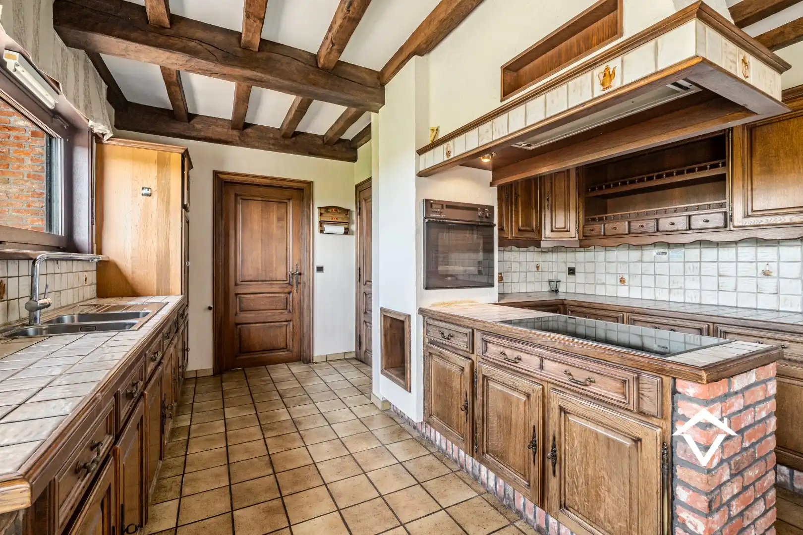 Alleenstaande woning met een rustige ligging te Koekelare foto 13
