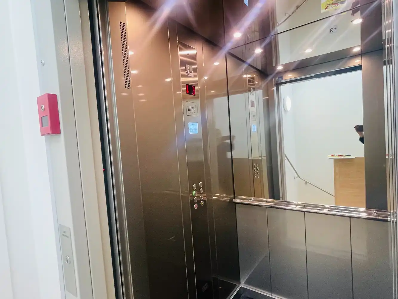 Brugge centrum, op 'Zand EXCLUSIEF GEMEUBELD APPARTEMENT MET ZONNETERRAS&nbsp; &nbsp; &nbsp;ALLES GLOEDNIEUW&nbsp; &nbsp; &nbsp;TOPKWALITEIT foto 25