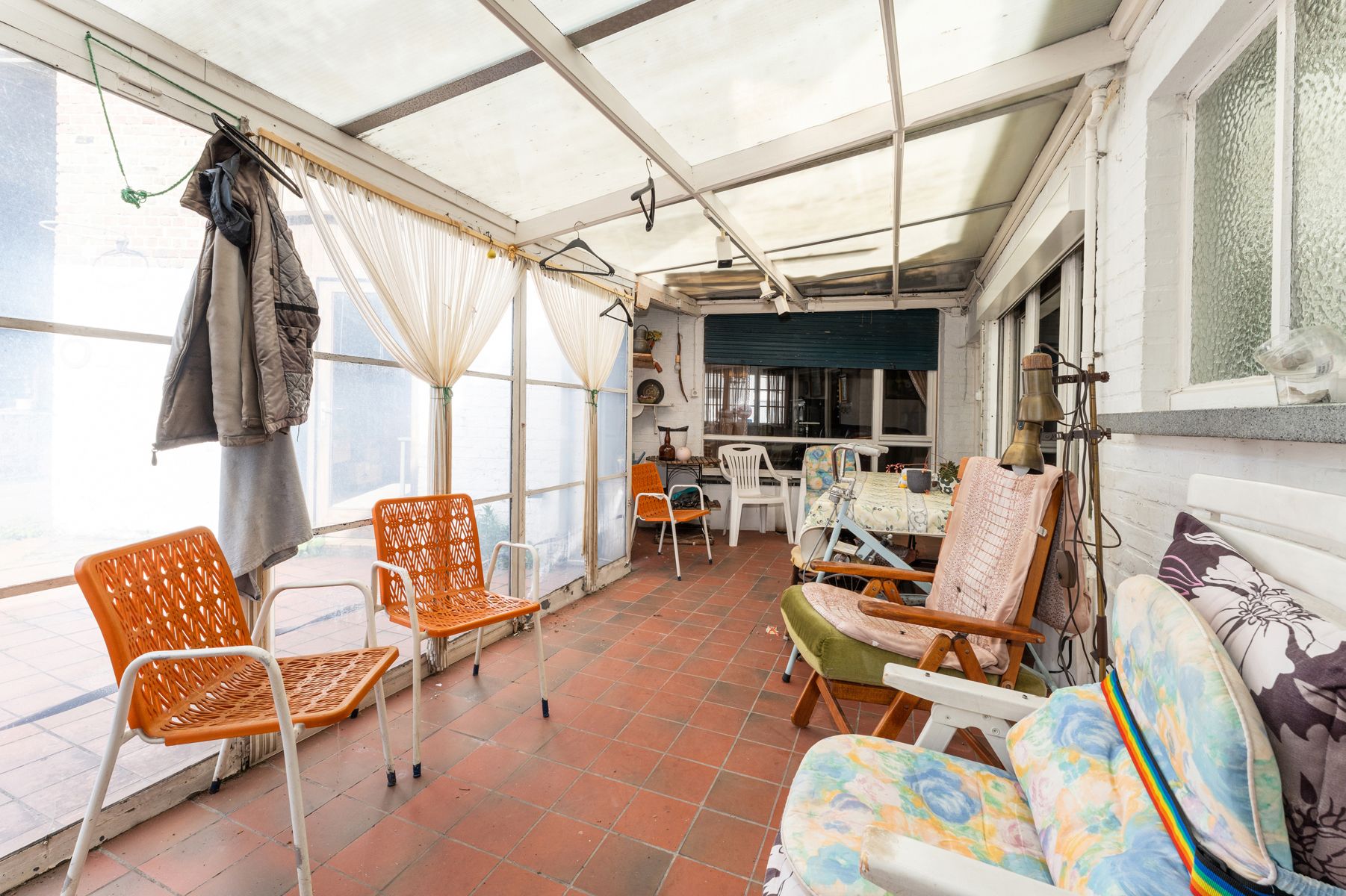 Te renoveren woning met bijgebouwen op perceel van 1697 m² foto 15