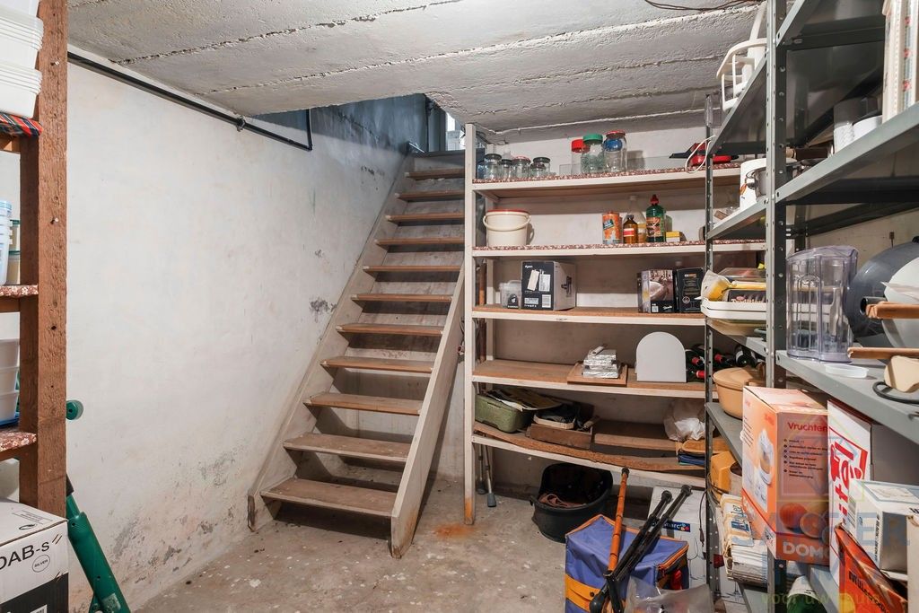 Ruime woning zonder renovatieplicht in de Seizoenswijk te Kuurne foto 12