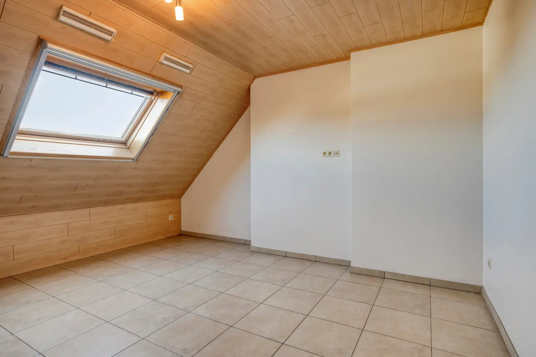 Leuk duplex appartement in centrum Baal foto 11