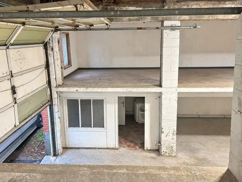 Magazijn met mezzanine te koop nabij Gent en de R4 foto 6